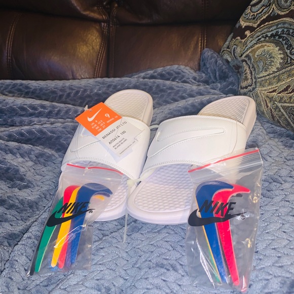 nike slides with changeable swoosh